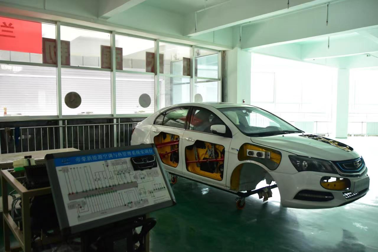 兰州职业学校告诉你适不适合学汽车维护与保养？