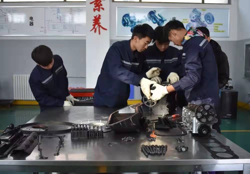 甘肃北方技工学校的新能源汽车维修专业怎么样？