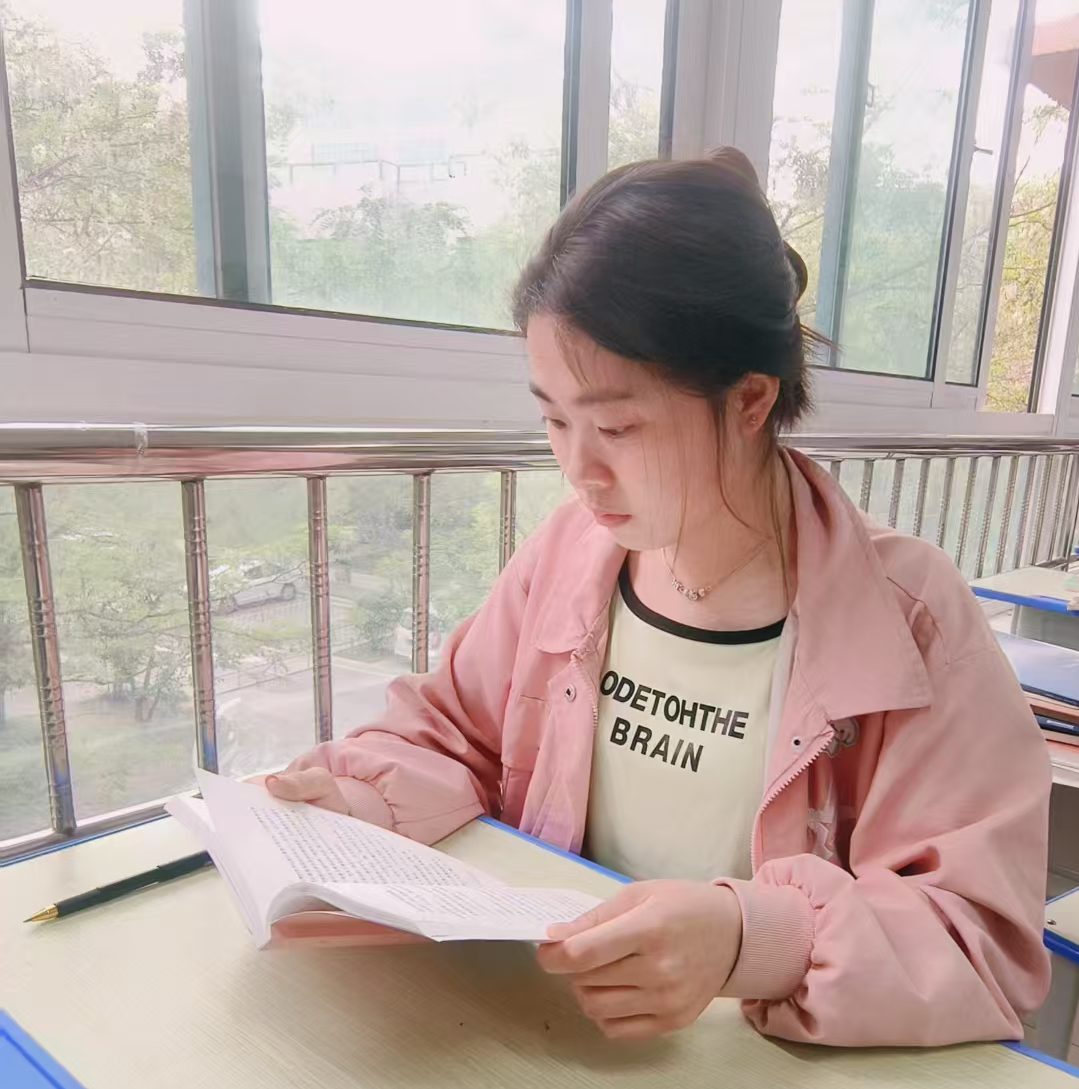 书林漫步 经典共享 | 学生荐书：《鲁滨逊漂流记》