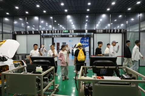 中职升学新起点！天水廿余名师生家长来校参观，十余学子提前圆梦录取